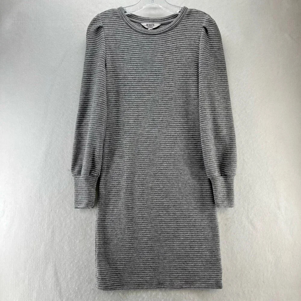 BB Dakota Dress Size XS Steve Madden Sweater Knit Mini Striped Long Sleeve Gray